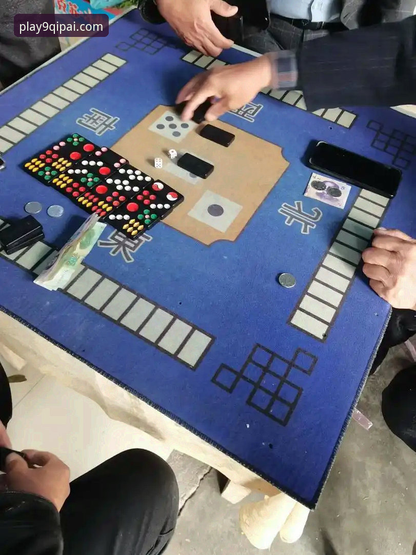 在9棋牌官方平台，球迷们不仅能够体验丰富的棋牌娱乐，还能第一时间获取到最新的体育赛事资讯。近期，一场焦点战引发了广泛讨论：快船以104比114不敌开拓者。赛后，快船核心球员伦纳德的采访内容，为我们揭示了比赛背后的深层逻辑。围绕这场比赛，结合9棋牌最新版本的流畅体验，本文将为你提供一份深度解读的实用技巧，帮助你看懂比赛中的战术博弈与球员心态。